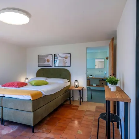 Ferienhaus In Mit Privatem Pool *