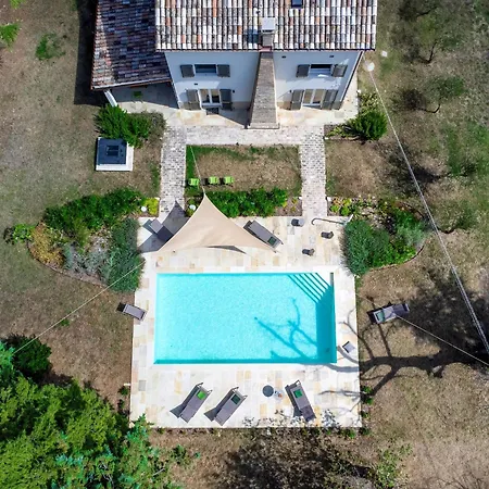 Vakantiehuis Ferienhaus In Mit Privatem Pool *